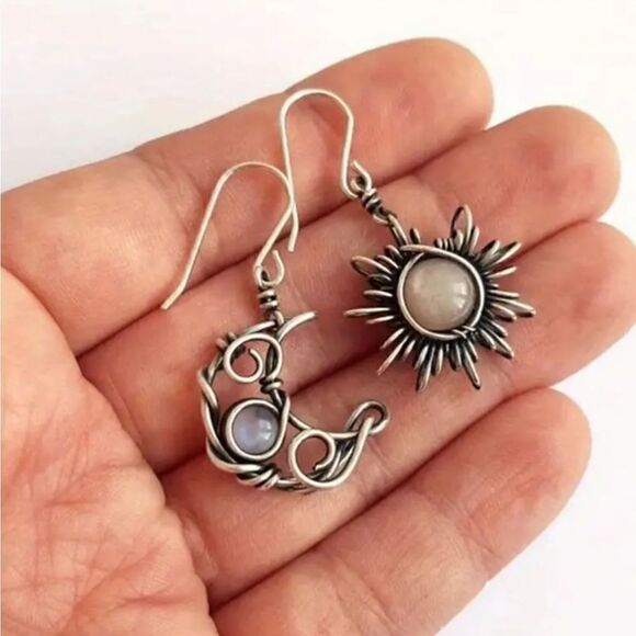 Vintage Style Sun and Moon Earrings Symbolic Harmony Boho Handmade Earrings - Picture 7 of 9